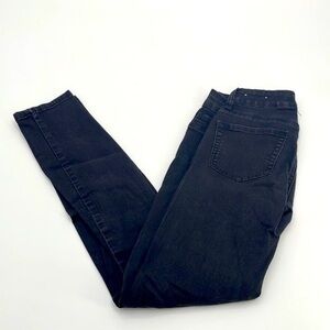UEC Guess black relaxed through the hips skinny jeans size 24 90s style